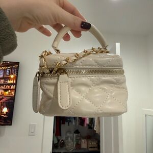Elegant Cream Quilted Handbag